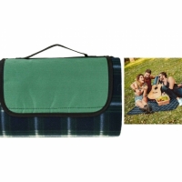 Patura picnic cu folie izolatoare si maner, 136 x 107 cm, verde, Vivo, PN004